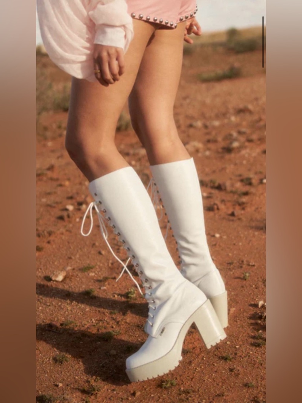 ROC Australia Lash Boots white